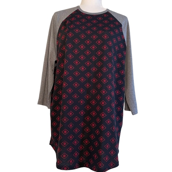 LuLaRoe Tops - LULAROE BASEBALL STYLE TEE Size XL GRAY BLACK RED
